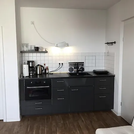 Apartment Dachgeschosswohnung Mitten Im Kiez